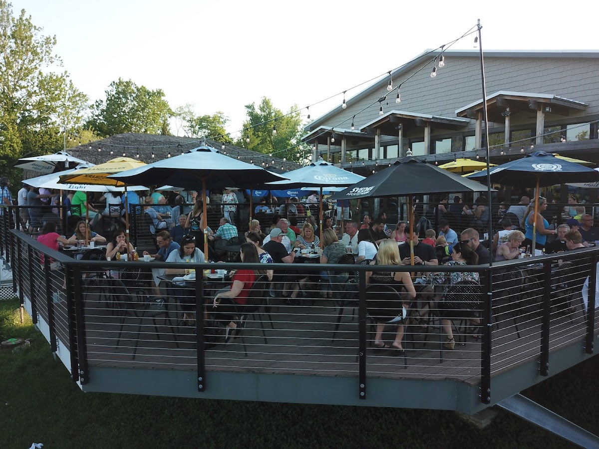 Water's Edge Gastropub and Lounge